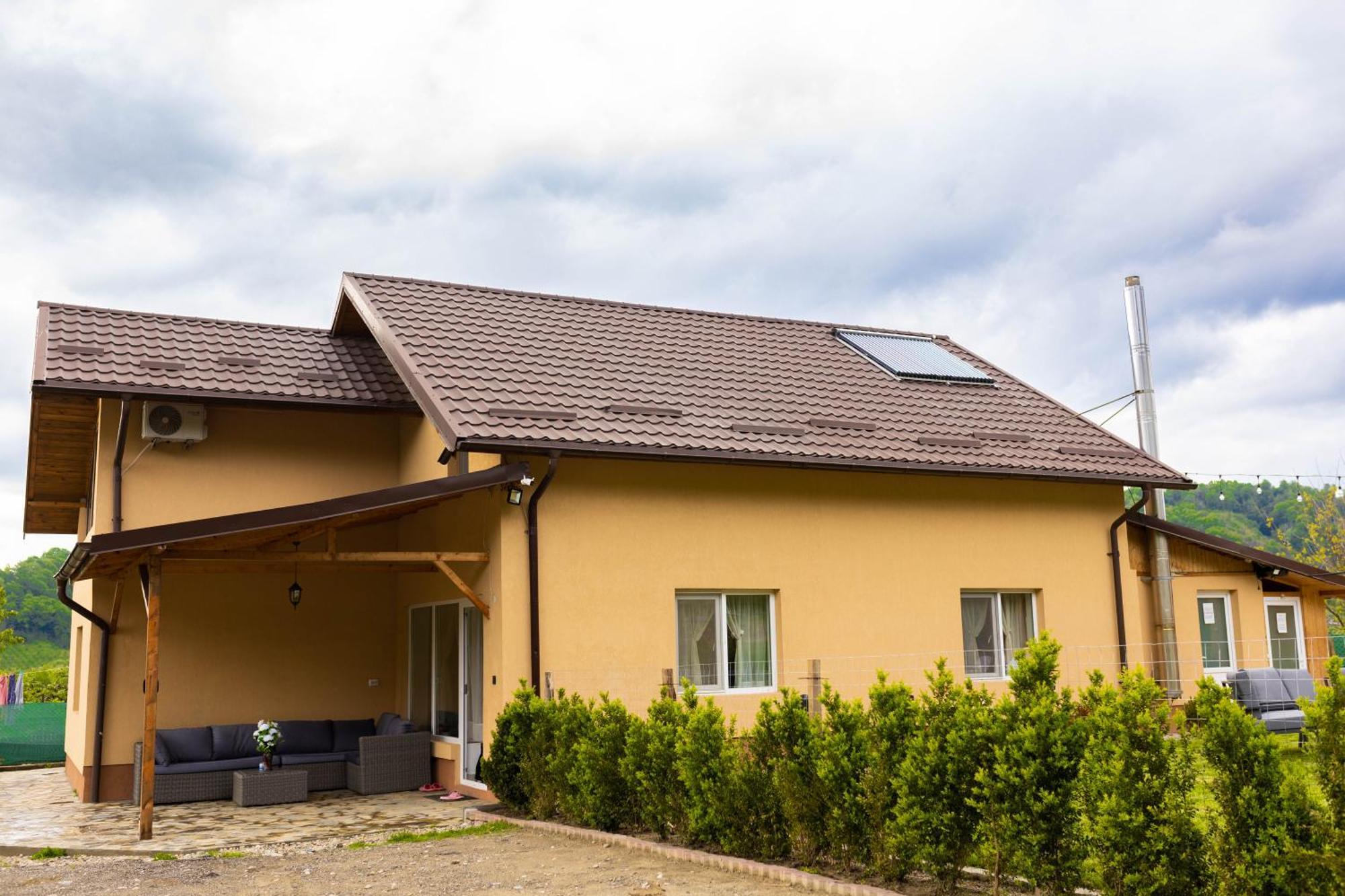 Casa De Vacanta Cu Piscina Incalzita&Jacuzzi Pietrari Kültér fotó